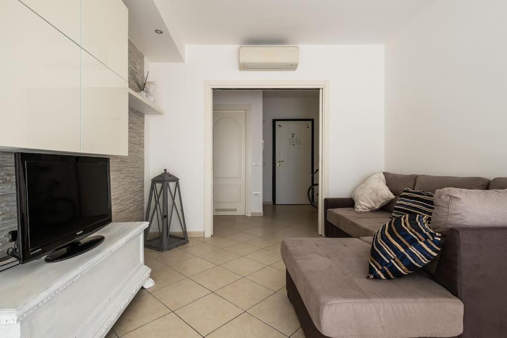 A Casa Di Mo', A Due Passi Dalla Stazione E Fiera Bologna Exterior foto